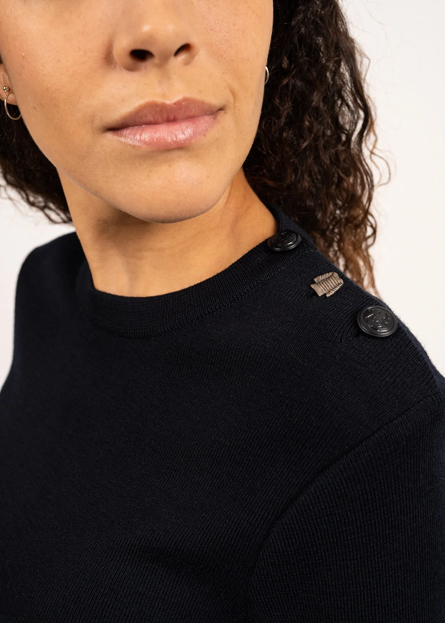 Brégançon Bretagne jumper - in wool, with contrasting elbow patches (NAVY/MULTICO)