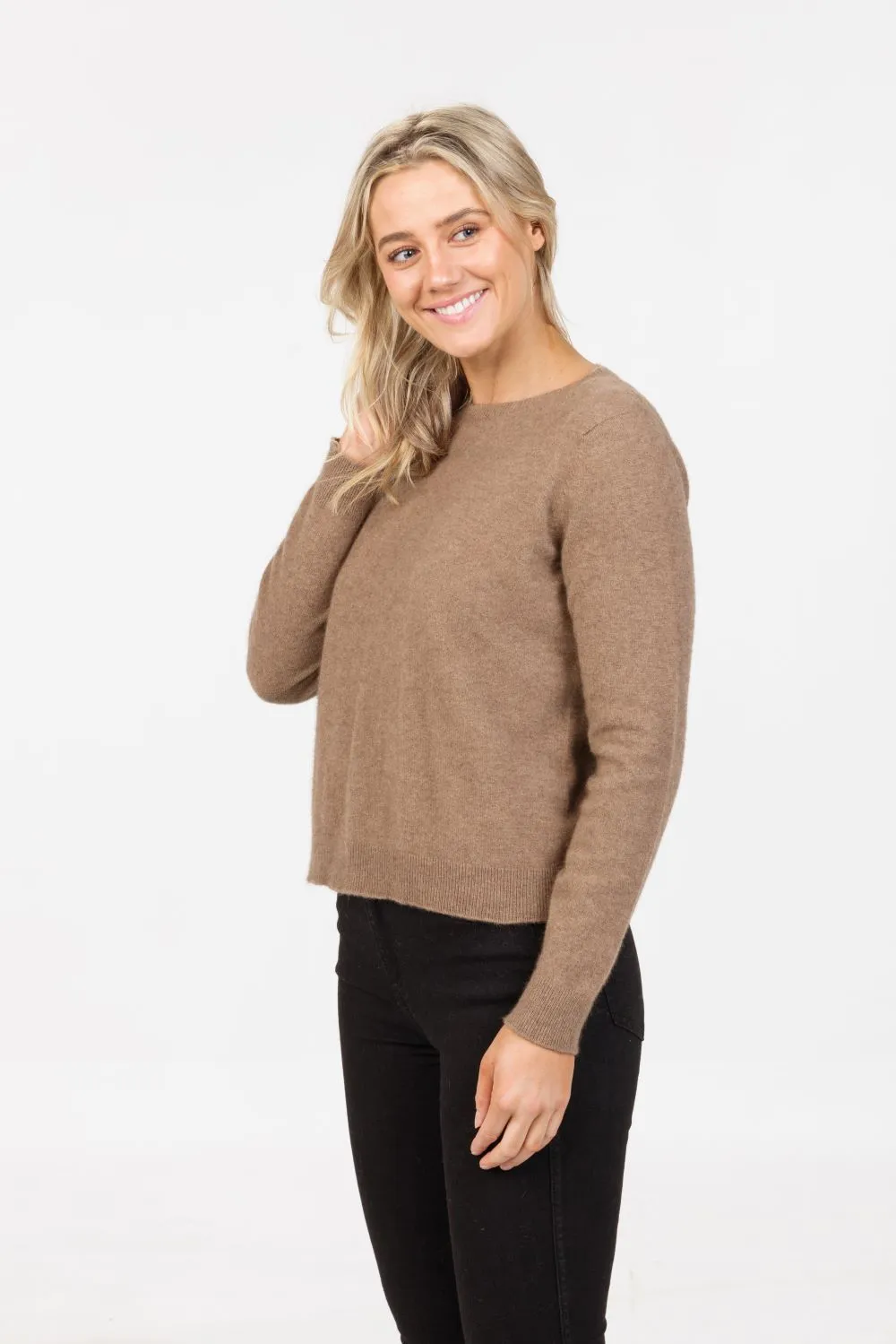 CLASSIC CROP SWEATER