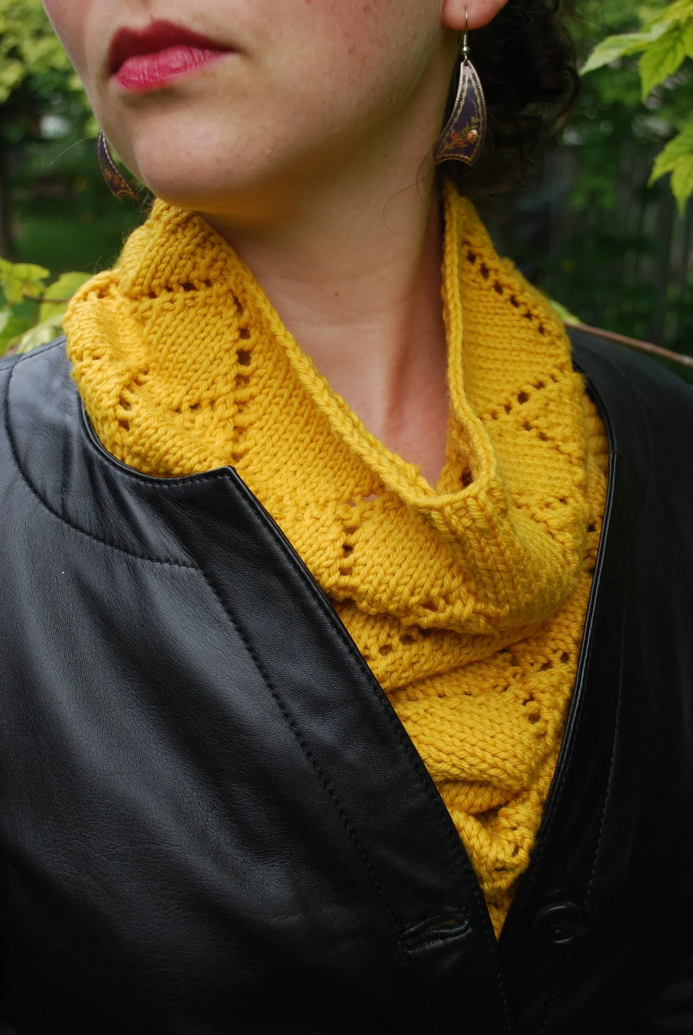 Diamond Kerchief Cowl Pattern (PDF) - Knitting Pattern