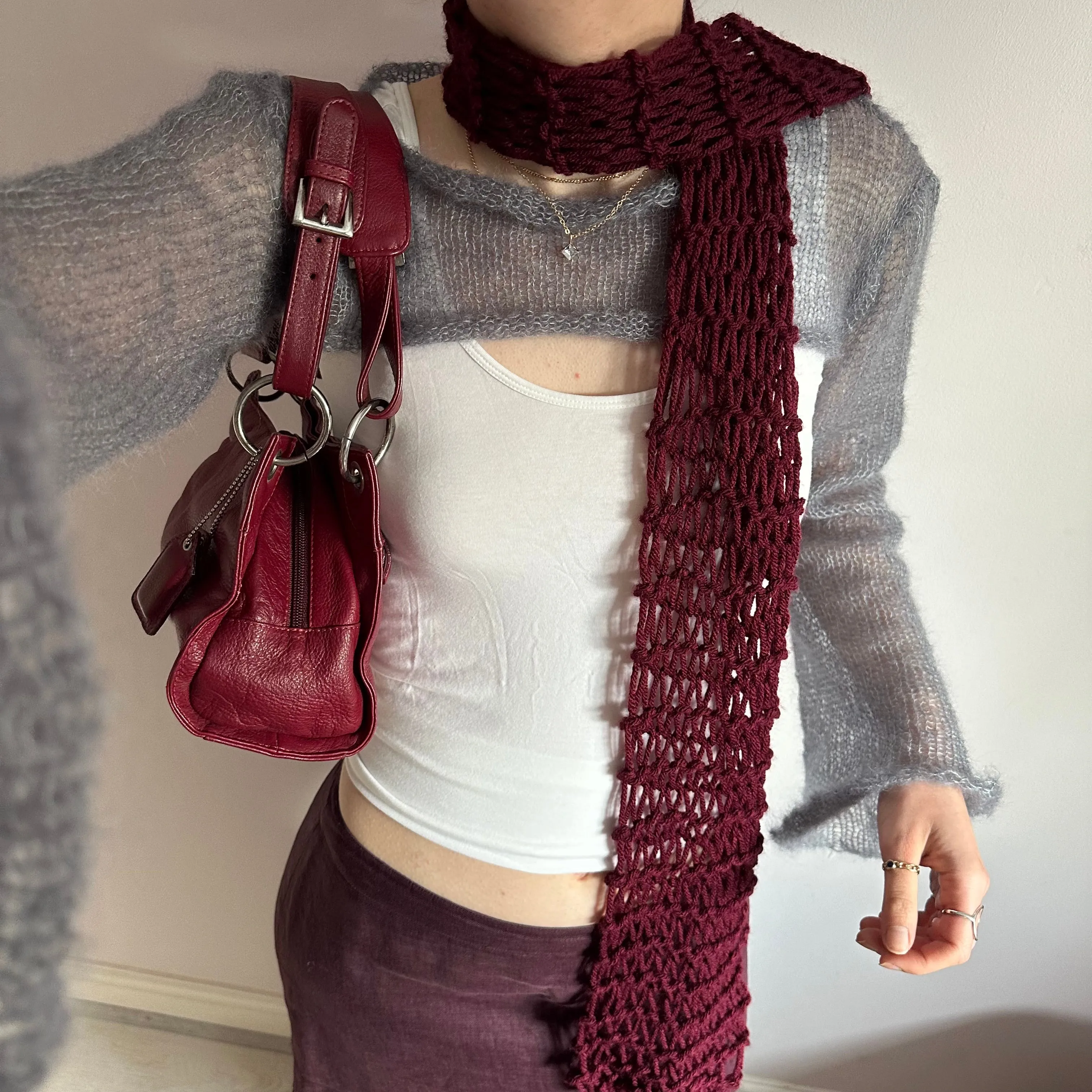 Handmade fishnet knitted scarf in burgundy