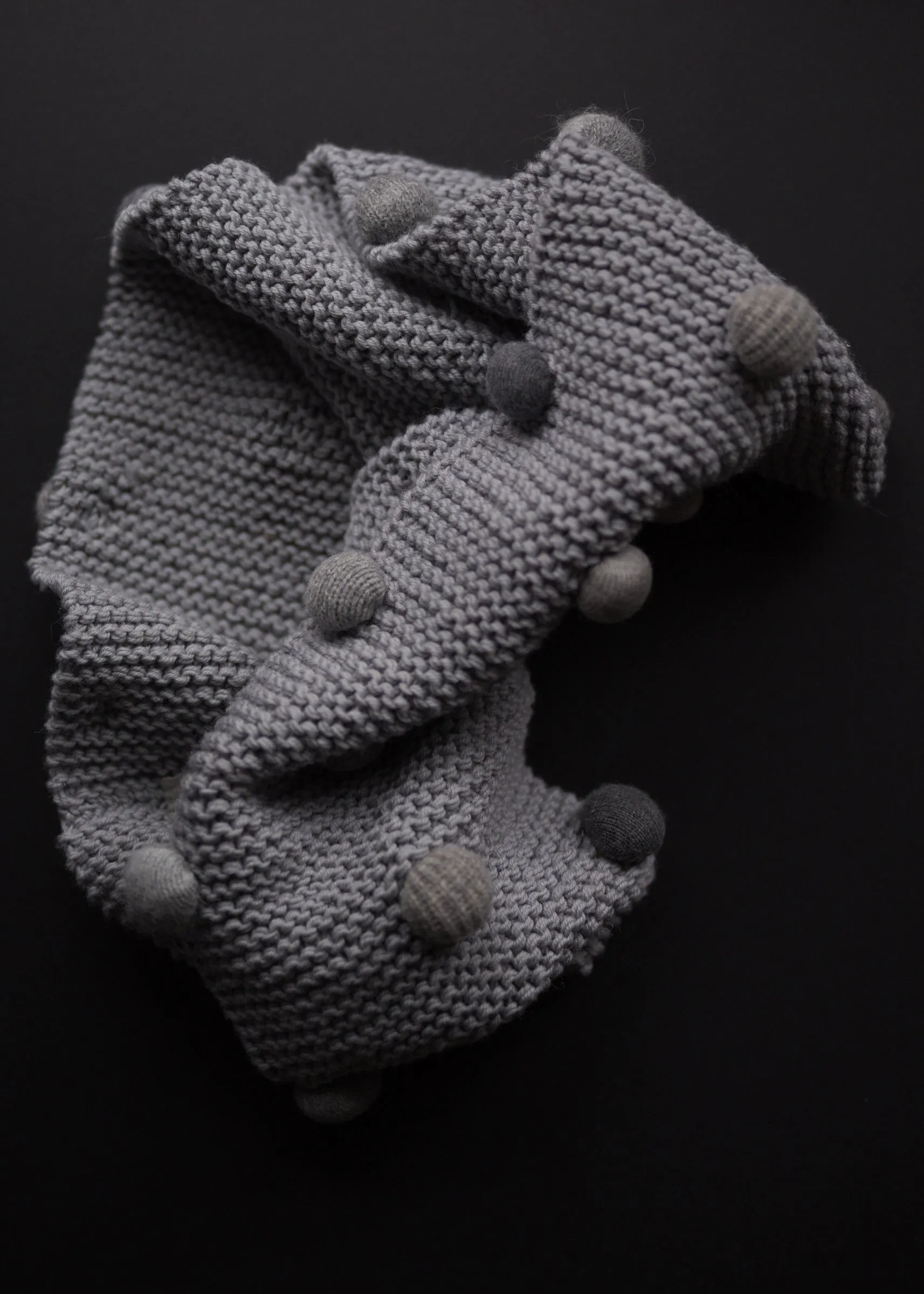 No 1 : Bunny Tail Scarf - grey