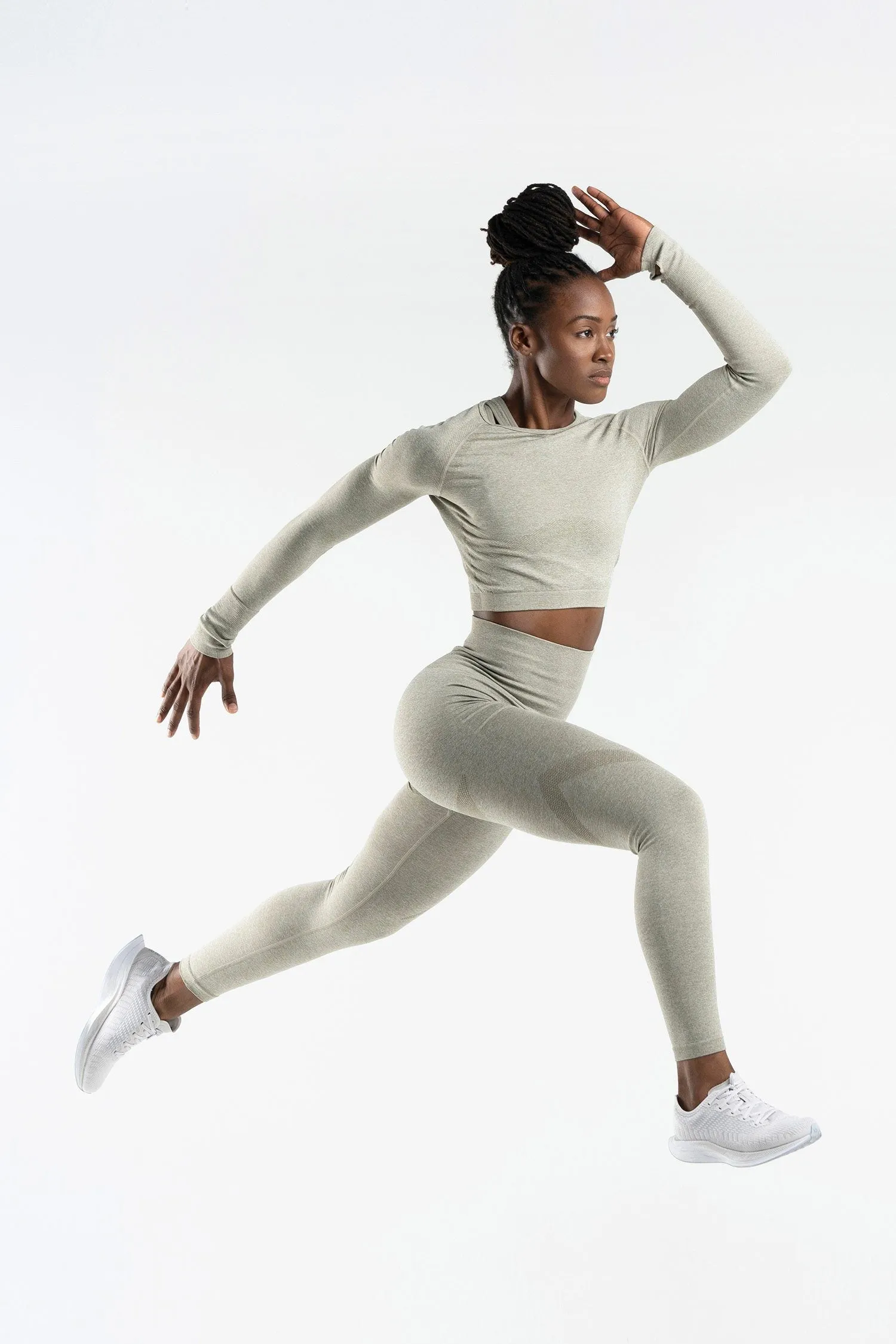 React Seamless Long Sleeve Crop Top